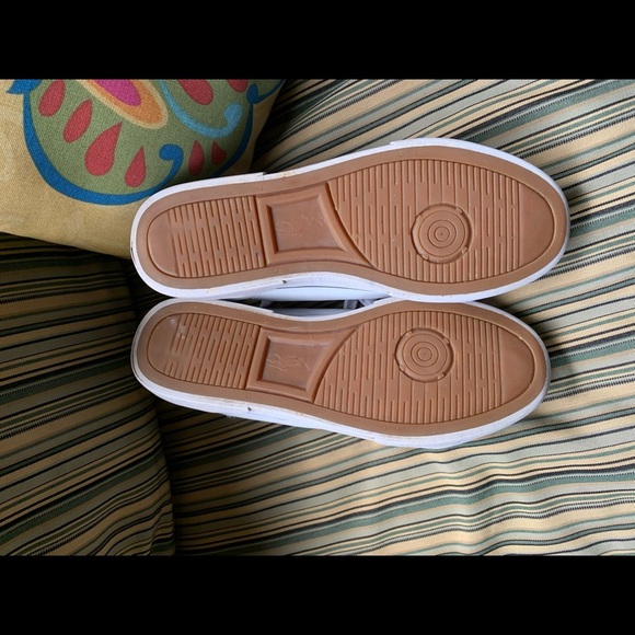 Polo sneakers size 10D - Picture 4 of 4